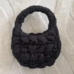 コス キルティング ミニ バック ブラック QUILTED MINI LEATHER BAG ミニレザーキルトバッグ ブラック｜COS コス