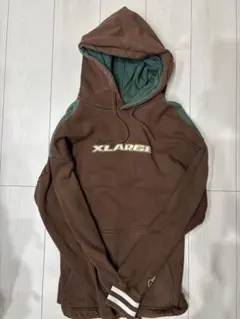 XLARGE フード付きパーカー