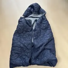 ユニクロ ライトウォームパデッド2WAYブランケット　ネイビー