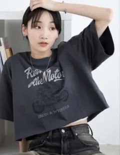 WEGO 短丈Tシャツ Mサイズグレーのサムネイル