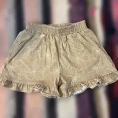 花柄ベージュハーフパンツ