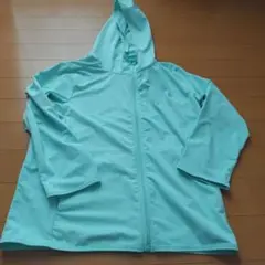フード付き ラッシュガード 140サイズ エメラルドグリーン