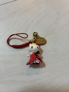 ハローキティ 赤いドレス キーホルダー