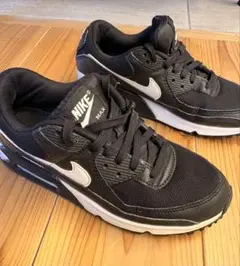 NIKE エアマックス　白黒24.5cm