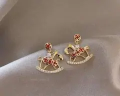 馬モチーフピアス（両耳用）　ゴールド