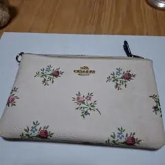 COACH 花柄 レザー ポーチ