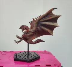 モンスターハンター　モンハン　フィギュア　ヌシ・リオレウス