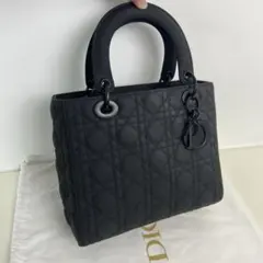 ブラック キルティング ハンドバッグ