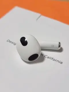 Apple純正品 AirPods 第3世代 右耳　右側　777