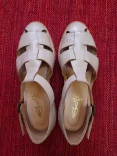 Item thumbnail for item 6bf5f01e-4184-4327-a371-553e1acb8d25