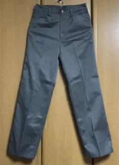 グレー ワークパンツ