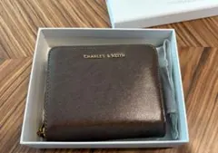 CHARLES & KEITH ブラウン 二つ折り財布