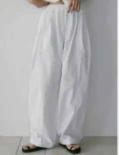 新品未使用。anukeボリュームタックワイドナイロンパンツ ホワイト38