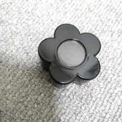 美品　マリークワントネックレスケース　ブラック 花形 ネックレス