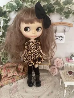 ネオブライス♡アウトフィット♡アンティーク蝶ミニワンピ - メルカリ