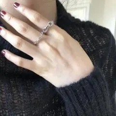 a25☆韓国 売れ筋商品☆2個セット☆指輪 ☆シルバー ねじれ☆594