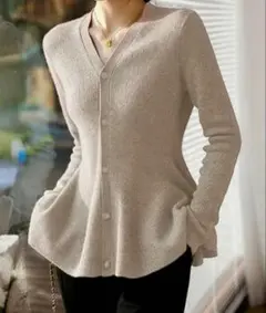 AMELY ペプラムニットカーディガン