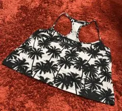 Bershka ミニ丈キャミのサムネイル