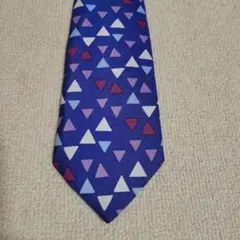 Ferragamo 三角形模様の青色ネクタイ　イタリア製