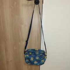 美品　LeSportsac × ミニオンズショルダーバッグ デニム柄コラボバック
