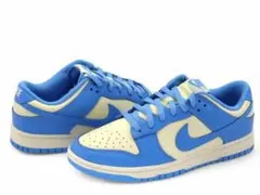 レッド スニーカー