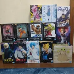 アニメキャラクターフィギュア12体セット - メルカリ