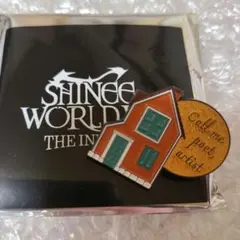 SHINee THE INVERT ランダム ピンバッチ - メルカリ