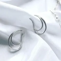軽い　重ね風 イヤーカフ シルバー ダブルライン イヤカフ イヤリング