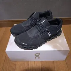 中古⭐︎On Cloud 6 23.0cm - メルカリ
