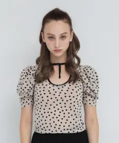 lilLilly フロッキーハートメッシュトップスのサムネイル