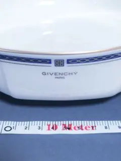 最終お値下げ★★★美品★GIVENCHY大皿✨✨ 最終値下げ GIVENCHY ジバンシー 皿 3枚 ブランド 食器