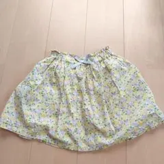 女の子　ペチパンツ付き　花柄スカート