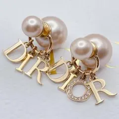 ディオール　ピアス　片耳　最終値下げ中❤️ 2025年最新】dior ピアス 片方の人気アイテム - メルカリ