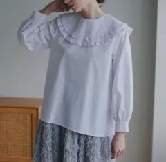 アンミヌ unminou フリルカラーパイピングブラウス　グレー 2025年最新】unminou フリルカラー ブラウスの人気アイテム