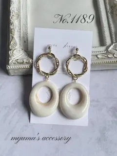 No.1189 ゴールドデザインフープ＊ホワイトドロップ ハンドメイドイヤリング