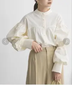 KBF ダブルスリーブギャザーシャツ