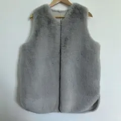 新品☆未使用 Vin グレー ファーベスト