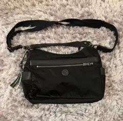 Item thumbnail for item e32e9677-d8bb-403e-aa37-17e1e2b2c66e