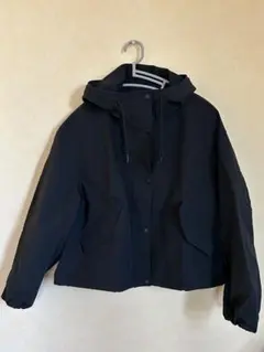 UNIQLO ユニクロ　マウンテンパーカー　黒