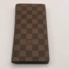 ルイヴィトン（Louis Vuitton）のダミエ・エベヌ柄の長財布