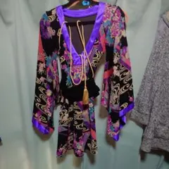 フラワーパターン ミニワンピース 長袖