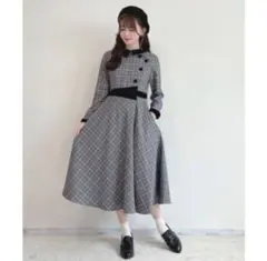 an another angelus 　別珍使いサイド釦チェックワンピース