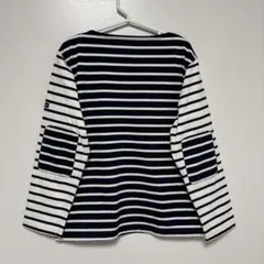 美品　Helly Hansen マリンボーダーティー　ネイビー　130