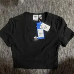 新品タグ付きadidas 黒 週末最終値下げクロップドTシャツ