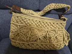 イエロー編み込みショルダーバッグ