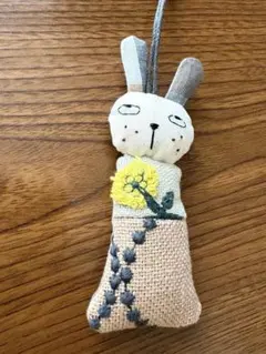 ハンドメイドミナペルホネン ぬいぐるみうさぎさん - メルカリ