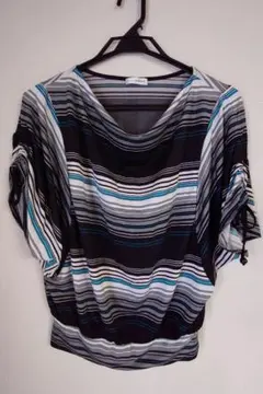 a.v.v アーヴェヴェ ストライプ ドレープネック 半袖