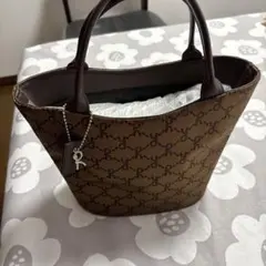ロベルタディカメリーノ ハンドバッグ