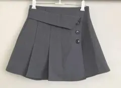ダークグレー プリーツスカート