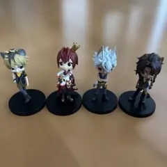 ツイステッドワンダーランド ⭐︎フィギュア 4体セット